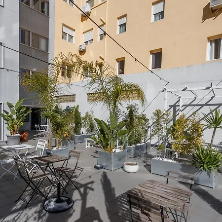 Cosmopolitan Comfort In 4a- By Misha's Place Appartamento *